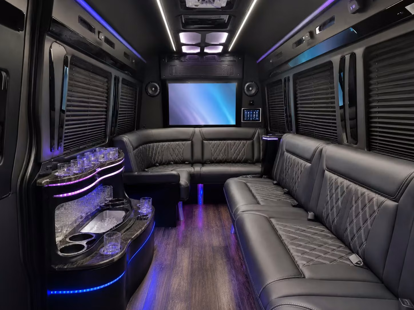 bus rentals for plano proms homecomings