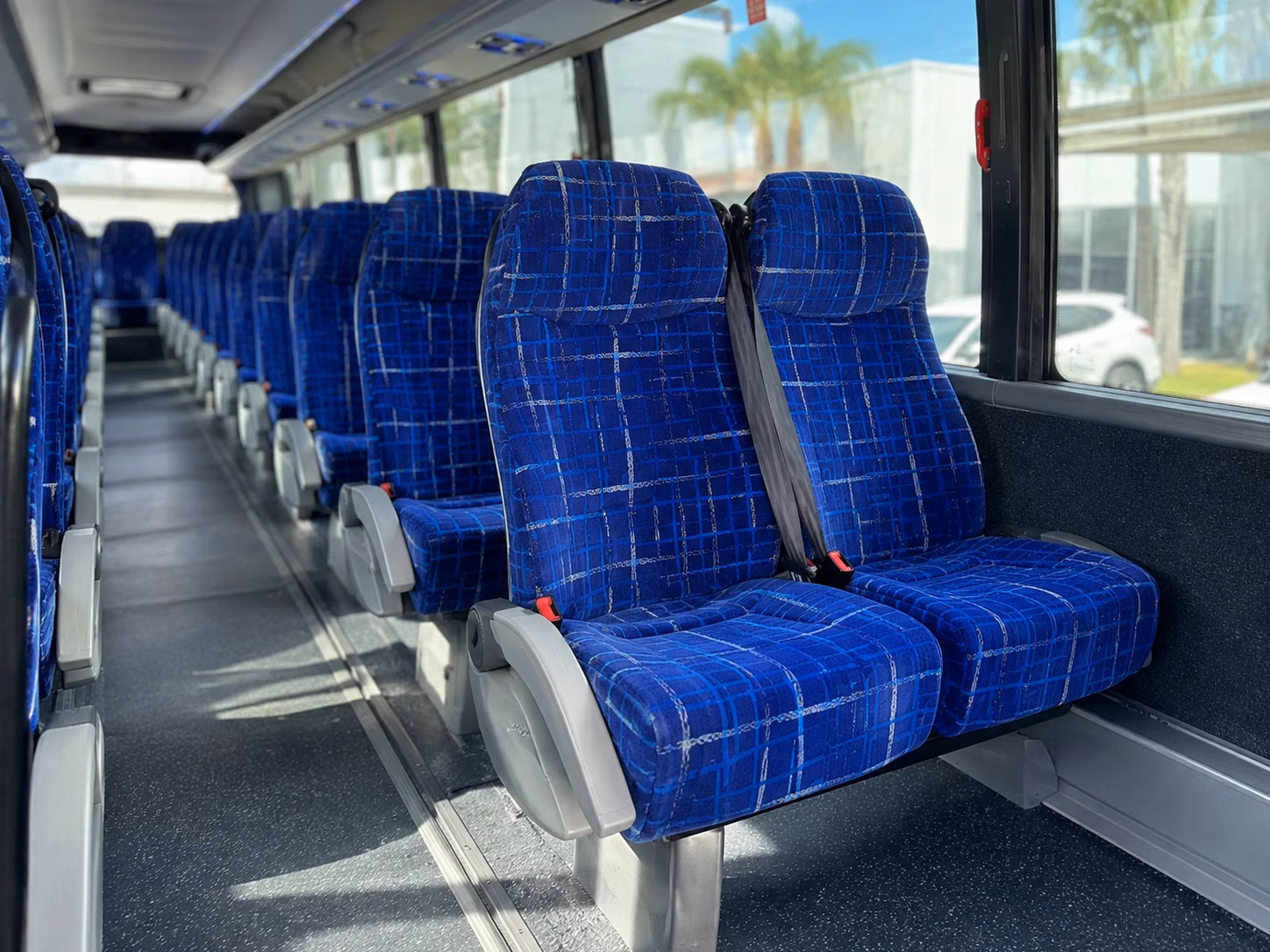 shuttle your wedding guests between plano hotels and your venue without the headache